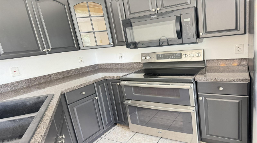 Orange City, Florida 32763, 3 Bedroom Bedrooms, ,2 Bathroombathrooms,Residential,For Sale,Walnut,0,Mfrv4950936
