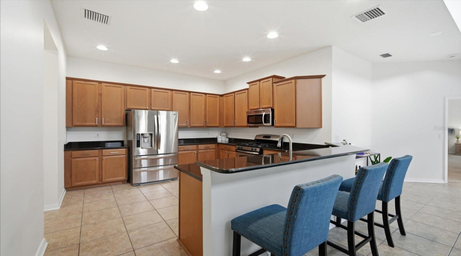 Riverview, Florida 33578, 4 Bedroom Bedrooms, ,3 Bathroombathrooms,Residential,For Sale,Winthrop Lake,0,Mfrtb8499421