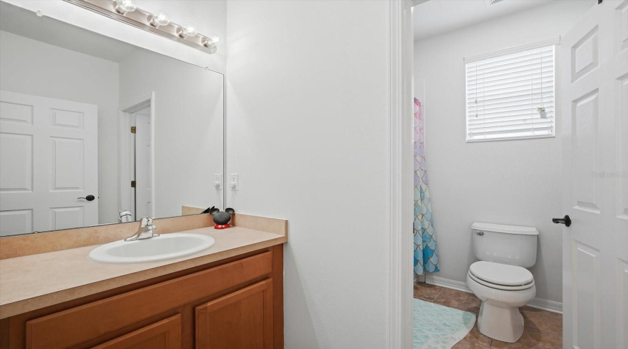 Riverview, Florida 33578, 4 Bedroom Bedrooms, ,3 Bathroombathrooms,Residential,For Sale,Winthrop Lake,0,Mfrtb8499421