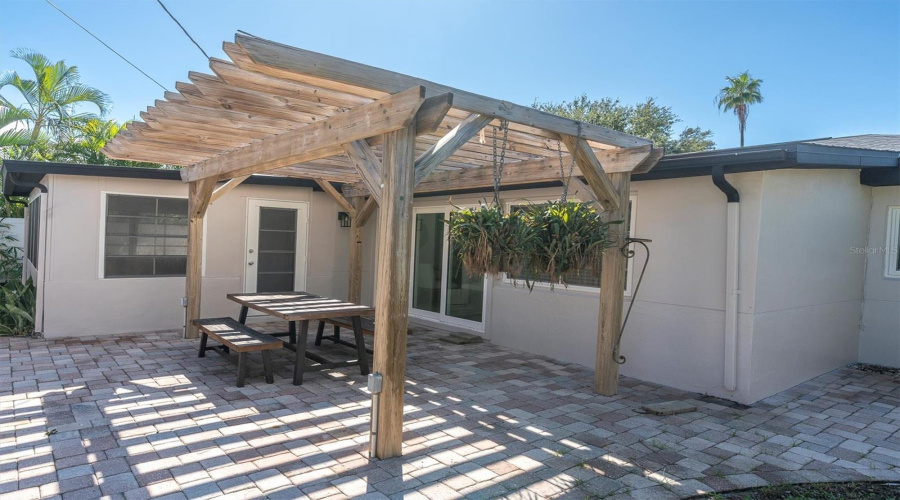 Relaxing Outdoor Space