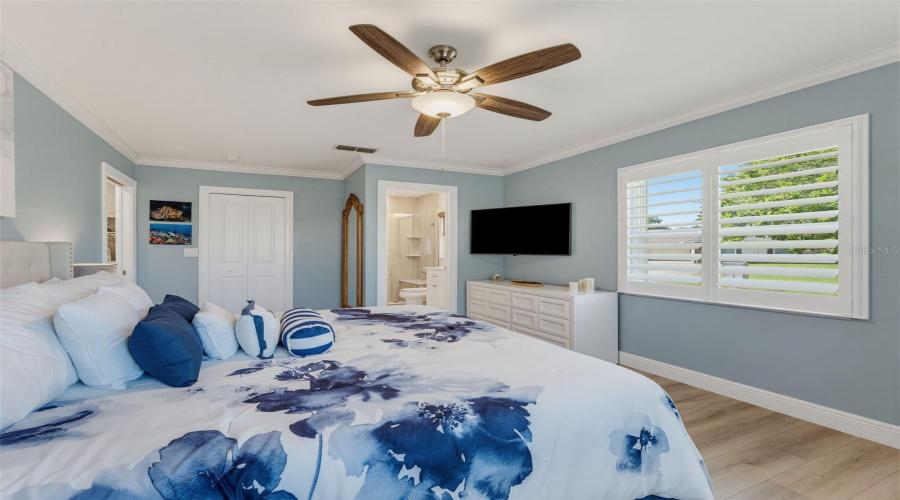 Dunedin, Florida 34698, 2 Bedroom Bedrooms, ,2 Bathroombathrooms,Residential,For Sale,Carlisle,0,Mfrtb8538645