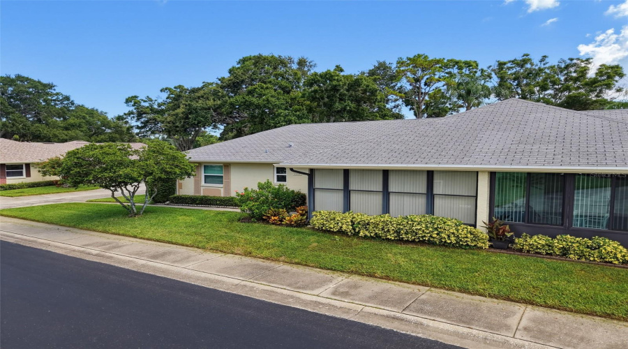 Dunedin, Florida 34698, 2 Bedroom Bedrooms, ,2 Bathroombathrooms,Residential,For Sale,Carlisle,0,Mfrtb8538645
