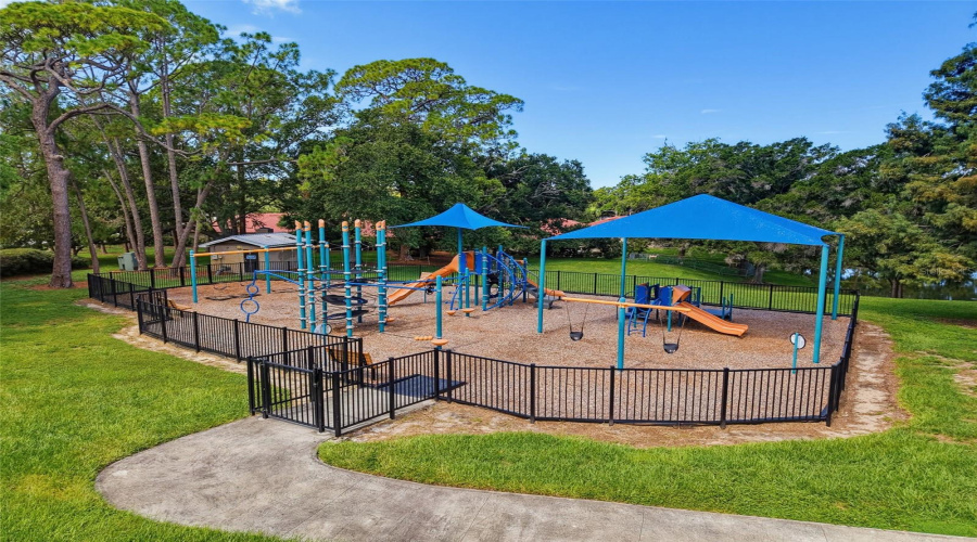 Dunedin, Florida 34698, 2 Bedroom Bedrooms, ,2 Bathroombathrooms,Residential,For Sale,Carlisle,0,Mfrtb8538645
