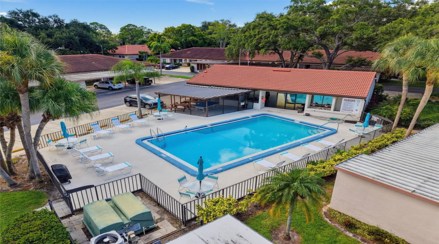 Dunedin, Florida 34698, 2 Bedroom Bedrooms, ,2 Bathroombathrooms,Residential,For Sale,Carlisle,0,Mfrtb8538645