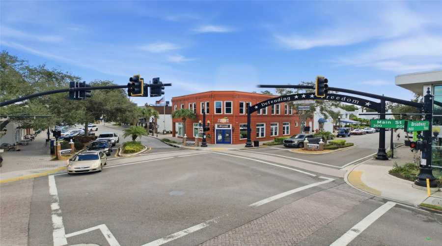 Dunedin, Florida 34698, 2 Bedroom Bedrooms, ,2 Bathroombathrooms,Residential,For Sale,Carlisle,0,Mfrtb8538645