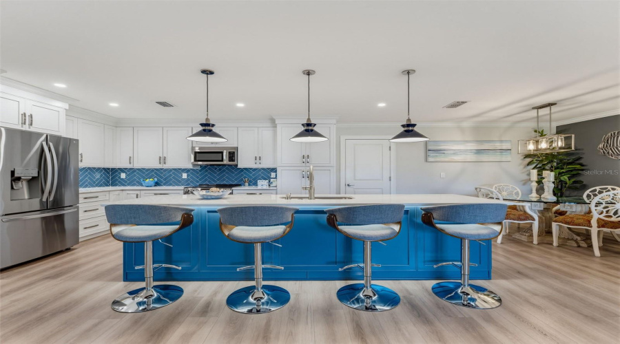 Custom Blue Island