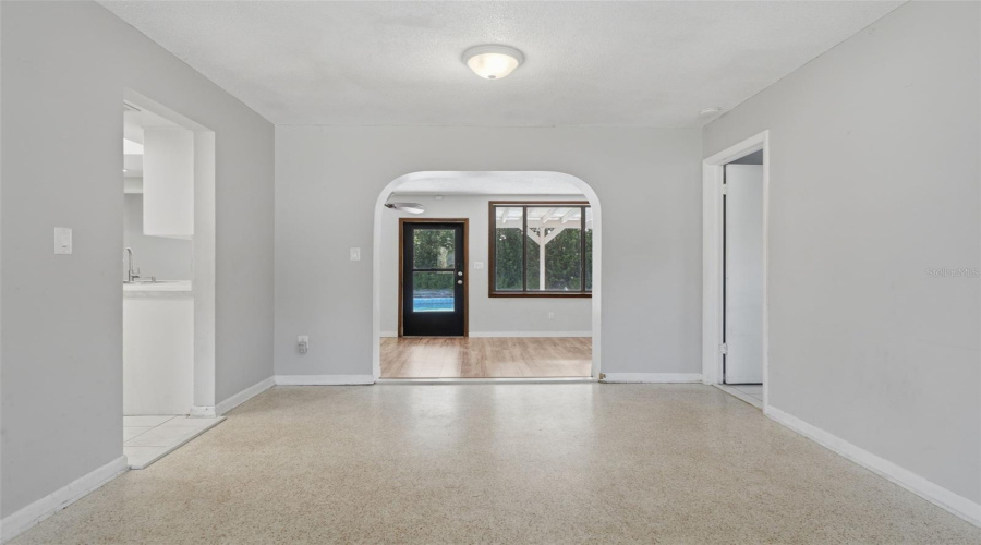 Titusville, Florida 32780, 4 Bedroom Bedrooms, ,2 Bathroombathrooms,Residential,For Sale,Robinswood,0,Mfro6434919