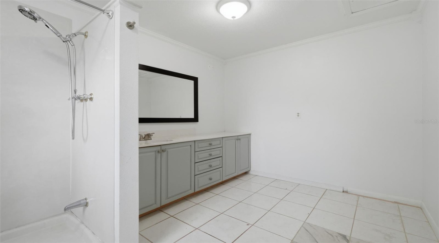 Titusville, Florida 32780, 4 Bedroom Bedrooms, ,2 Bathroombathrooms,Residential,For Sale,Robinswood,0,Mfro6434919