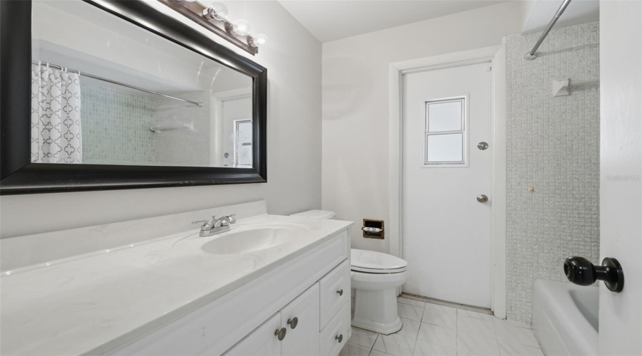 Titusville, Florida 32780, 4 Bedroom Bedrooms, ,2 Bathroombathrooms,Residential,For Sale,Robinswood,0,Mfro6434919