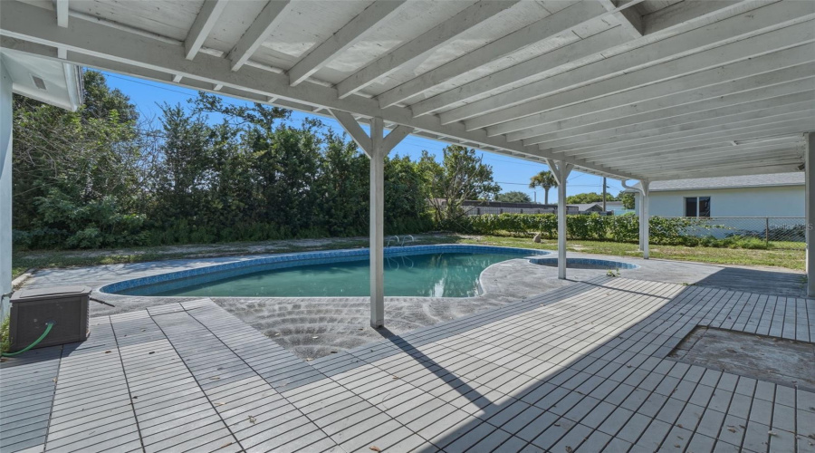 Titusville, Florida 32780, 4 Bedroom Bedrooms, ,2 Bathroombathrooms,Residential,For Sale,Robinswood,0,Mfro6434919