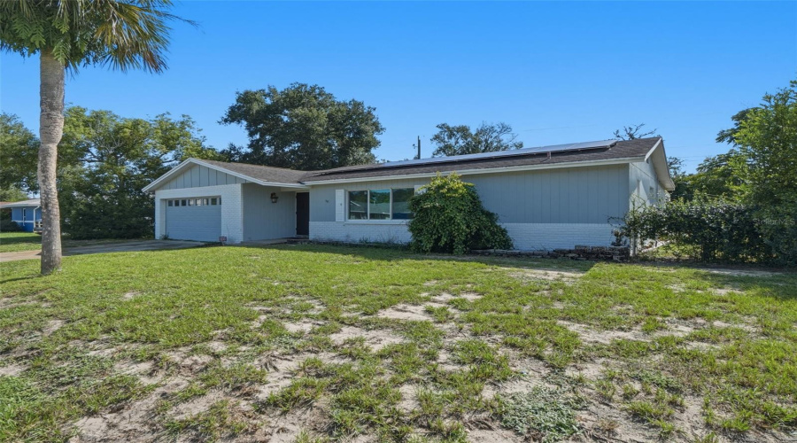 Titusville, Florida 32780, 4 Bedroom Bedrooms, ,2 Bathroombathrooms,Residential,For Sale,Robinswood,0,Mfro6434919