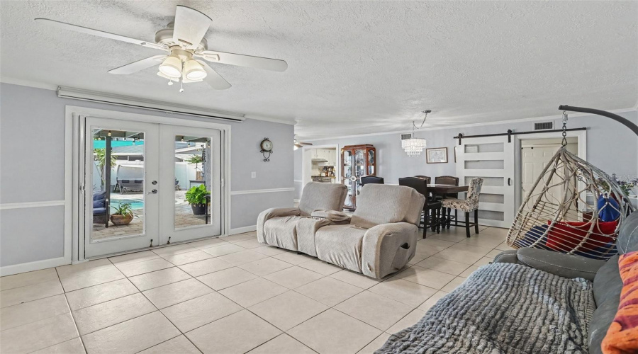 Seminole, Florida 33772, 4 Bedroom Bedrooms, ,2 Bathroombathrooms,Residential,For Sale,82Nd Ave,0,Mfrtb8538588