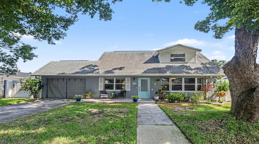 Seminole, Florida 33772, 4 Bedroom Bedrooms, ,2 Bathroombathrooms,Residential,For Sale,82Nd Ave,0,Mfrtb8538588
