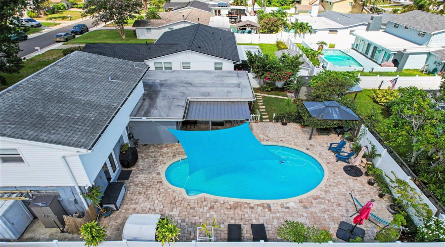 Seminole, Florida 33772, 4 Bedroom Bedrooms, ,2 Bathroombathrooms,Residential,For Sale,82Nd Ave,0,Mfrtb8538588
