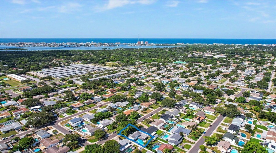 Seminole, Florida 33772, 4 Bedroom Bedrooms, ,2 Bathroombathrooms,Residential,For Sale,82Nd Ave,0,Mfrtb8538588