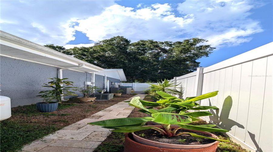 Seminole, Florida 33772, 4 Bedroom Bedrooms, ,2 Bathroombathrooms,Residential,For Sale,82Nd Ave,0,Mfrtb8538588