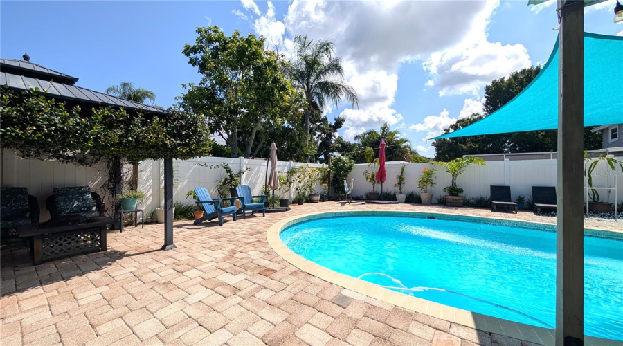 Seminole, Florida 33772, 4 Bedroom Bedrooms, ,2 Bathroombathrooms,Residential,For Sale,82Nd Ave,0,Mfrtb8538588