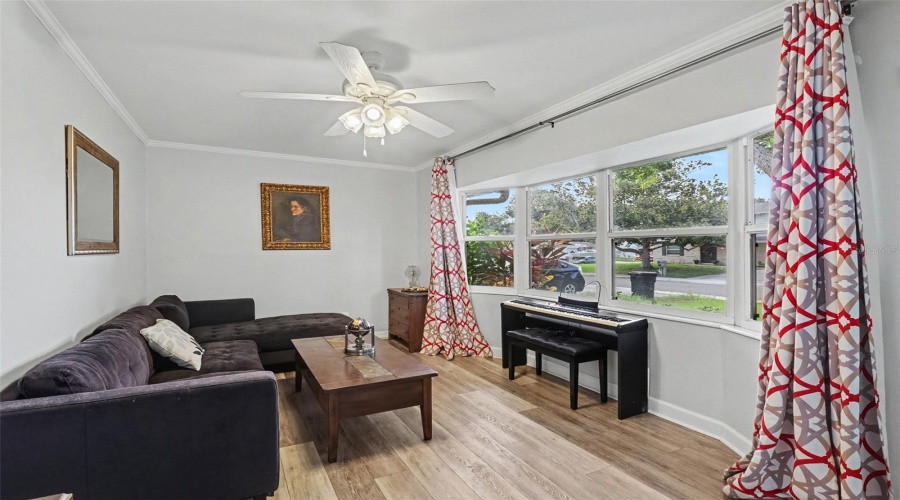 Seminole, Florida 33772, 4 Bedroom Bedrooms, ,2 Bathroombathrooms,Residential,For Sale,82Nd Ave,0,Mfrtb8538588