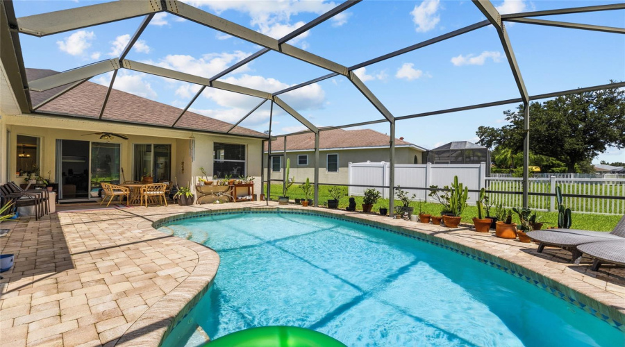 Lakewood Ranch, Florida 34202, 4 Bedroom Bedrooms, ,3 Bathroombathrooms,Residential,For Sale,Cattle Egret,0,Mfra4702693