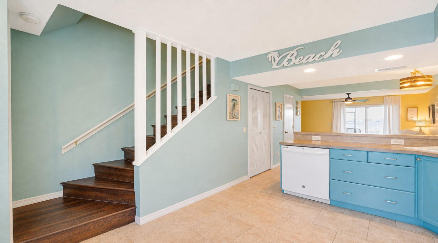 Punta Gorda, Florida 33983, 2 Bedroom Bedrooms, ,2 Bathroombathrooms,Residential,For Sale,Rampart,0,Mfrc7529938