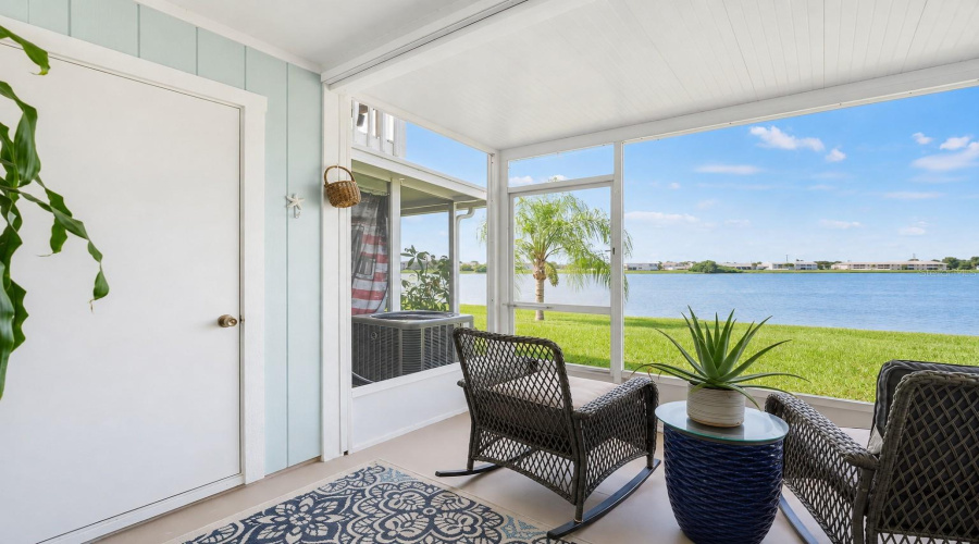 Punta Gorda, Florida 33983, 2 Bedroom Bedrooms, ,2 Bathroombathrooms,Residential,For Sale,Rampart,0,Mfrc7529938