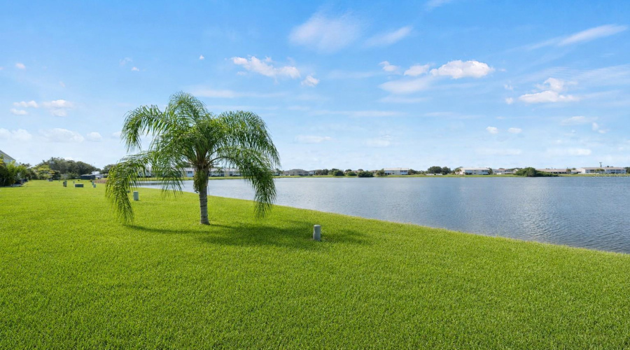 Punta Gorda, Florida 33983, 2 Bedroom Bedrooms, ,2 Bathroombathrooms,Residential,For Sale,Rampart,0,Mfrc7529938