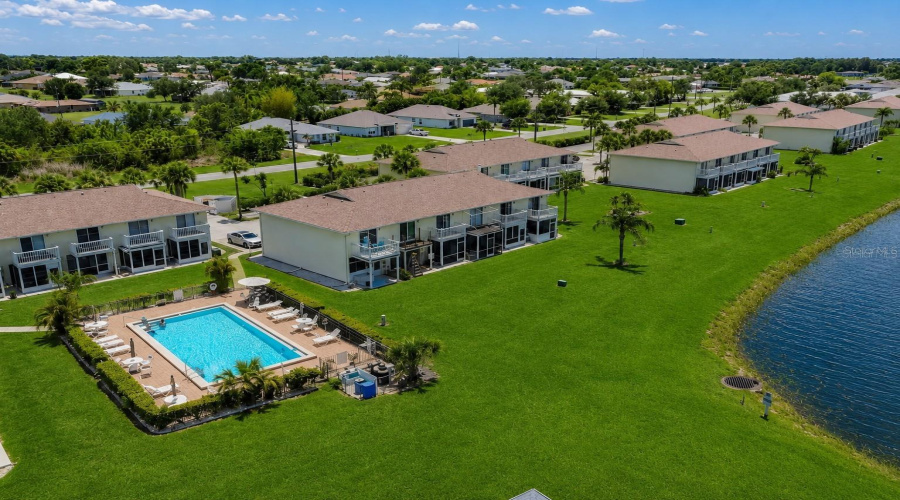 Punta Gorda, Florida 33983, 2 Bedroom Bedrooms, ,2 Bathroombathrooms,Residential,For Sale,Rampart,0,Mfrc7529938