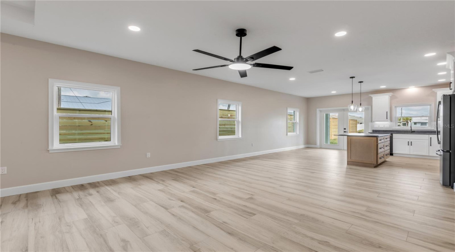 Oak Hill, Florida 32759, 3 Bedroom Bedrooms, ,2 Bathroombathrooms,Residential,For Sale,Indian Creek,0,Mfrns1089019