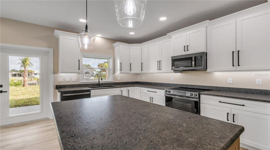 Oak Hill, Florida 32759, 3 Bedroom Bedrooms, ,2 Bathroombathrooms,Residential,For Sale,Indian Creek,0,Mfrns1089019