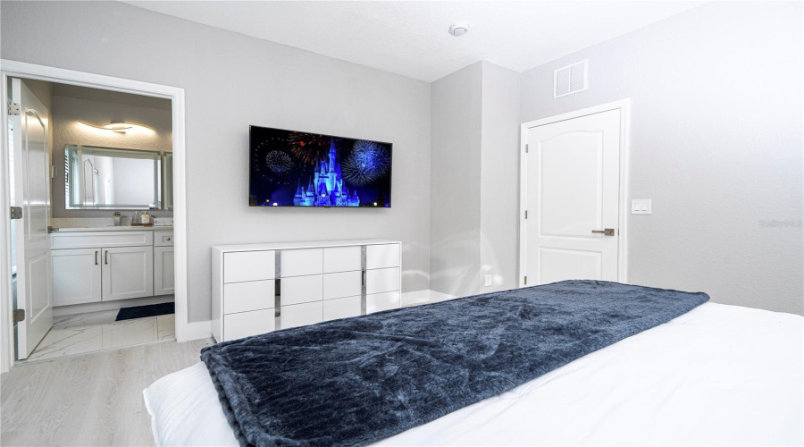 Kissimmee, Florida 34746, 4 Bedroom Bedrooms, ,3 Bathroombathrooms,Residential,For Sale,Caravelle,0,Mfro6433617