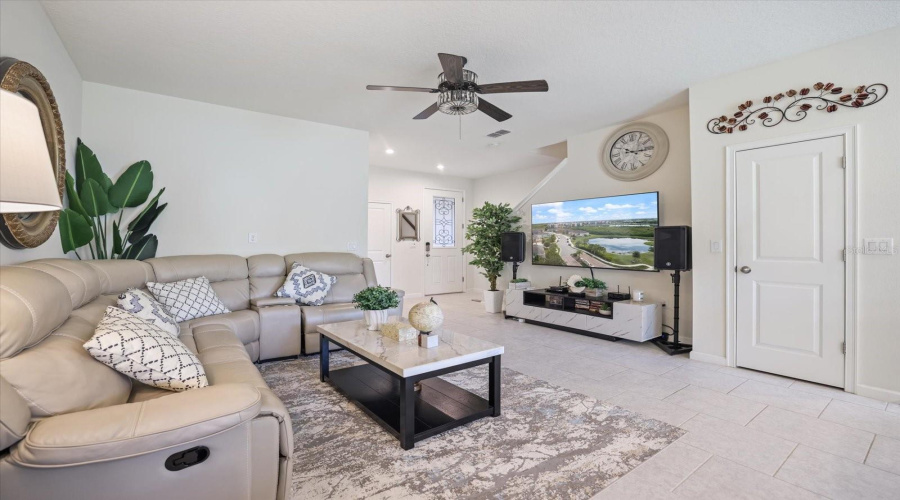Bradenton, Florida 34211, 3 Bedroom Bedrooms, ,2 Bathroombathrooms,Residential,For Sale,Sky Acres,0,Mfrtb8541032