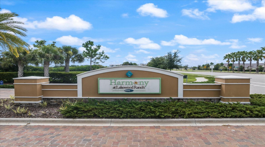 Bradenton, Florida 34211, 3 Bedroom Bedrooms, ,2 Bathroombathrooms,Residential,For Sale,Sky Acres,0,Mfrtb8541032