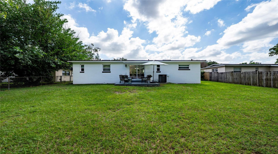 Altamonte Springs, Florida 32701, 3 Bedroom Bedrooms, ,2 Bathroombathrooms,Residential,For Sale,Woodling,0,Mfro6434865
