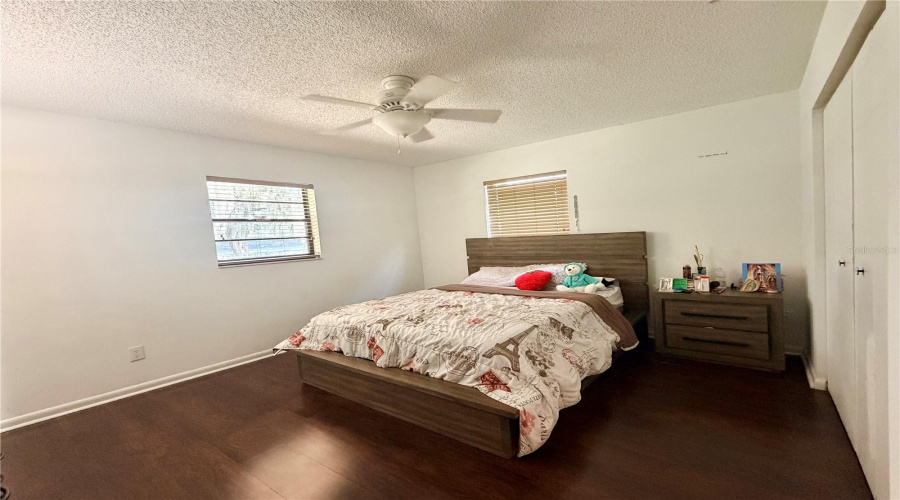 Main Bathoroom