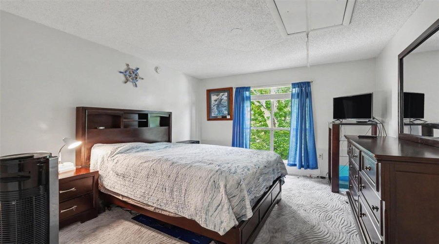 St Petersburg, Florida 33716, 3 Bedroom Bedrooms, ,2 Bathroombathrooms,Residential,For Sale,112Th,0,Mfrtb8533504