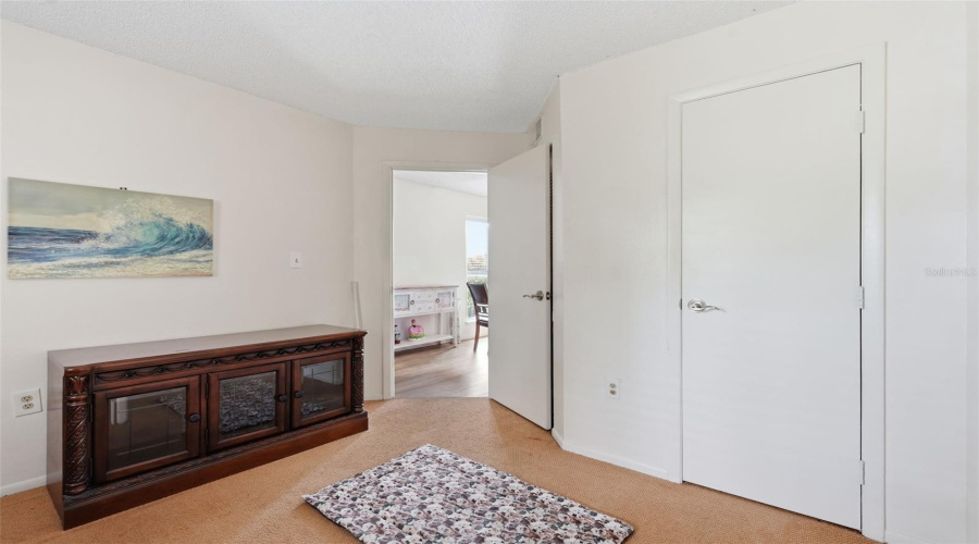 St Petersburg, Florida 33716, 3 Bedroom Bedrooms, ,2 Bathroombathrooms,Residential,For Sale,112Th,0,Mfrtb8533504