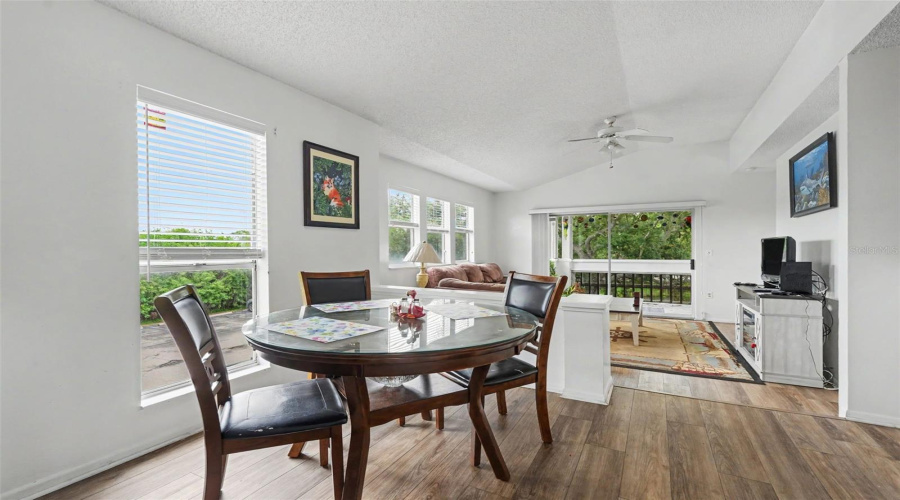 St Petersburg, Florida 33716, 3 Bedroom Bedrooms, ,2 Bathroombathrooms,Residential,For Sale,112Th,0,Mfrtb8533504