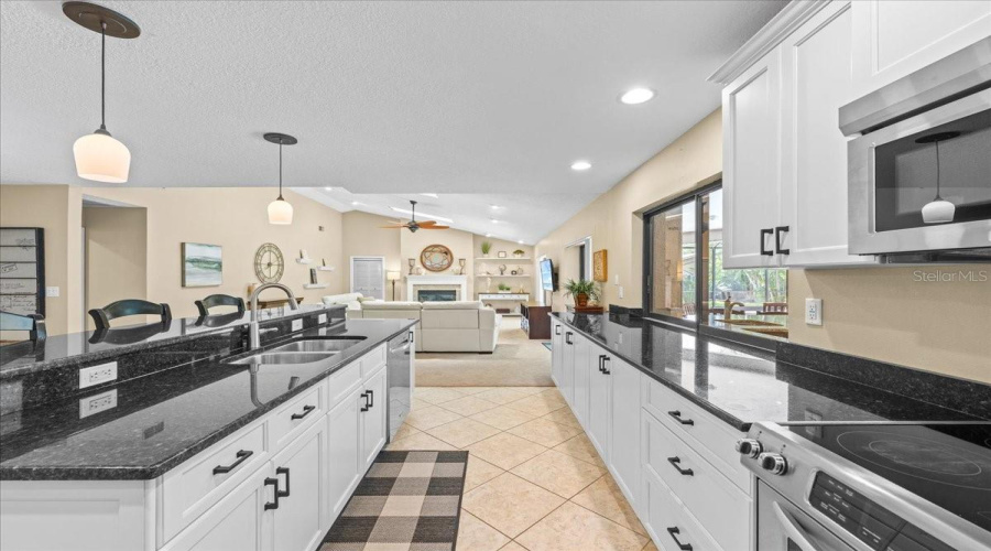 Double Sink For Quick Clean-Up!