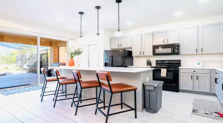 Davenport, Florida 33837, 6 Bedroom Bedrooms, ,5 Bathroombathrooms,Residential,For Sale,Orange Cosmos,0,Mfrl4964482