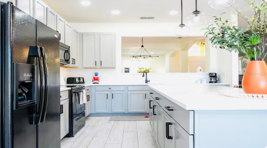 Davenport, Florida 33837, 6 Bedroom Bedrooms, ,5 Bathroombathrooms,Residential,For Sale,Orange Cosmos,0,Mfrl4964482