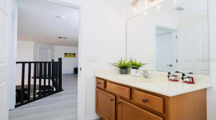 Davenport, Florida 33837, 6 Bedroom Bedrooms, ,5 Bathroombathrooms,Residential,For Sale,Orange Cosmos,0,Mfrl4964482