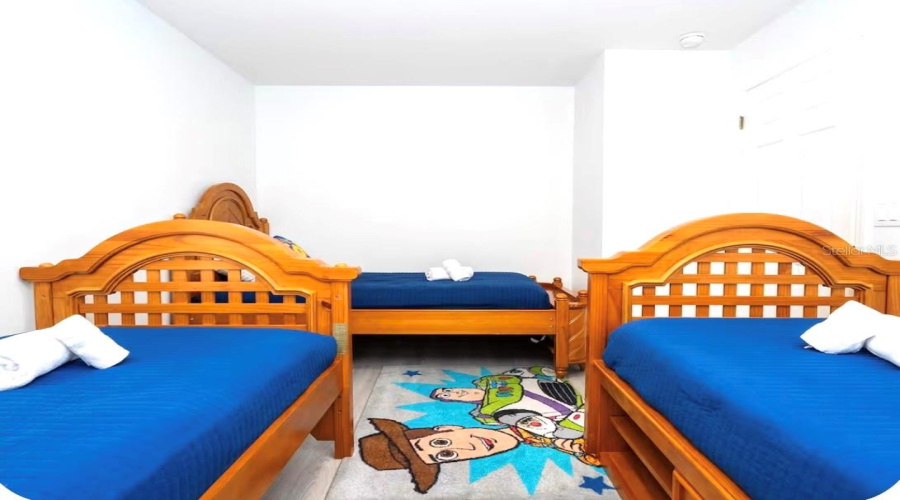 Davenport, Florida 33837, 6 Bedroom Bedrooms, ,5 Bathroombathrooms,Residential,For Sale,Orange Cosmos,0,Mfrl4964482