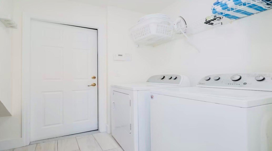 Davenport, Florida 33837, 6 Bedroom Bedrooms, ,5 Bathroombathrooms,Residential,For Sale,Orange Cosmos,0,Mfrl4964482