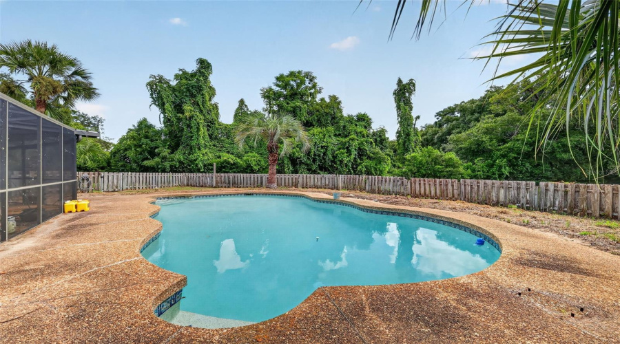 Mount Dora, Florida 32757, 3 Bedroom Bedrooms, ,2 Bathroombathrooms,Residential,For Sale,Sussex,0,Mfrg5114450
