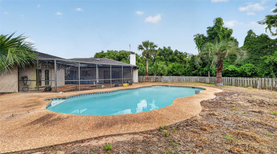 Mount Dora, Florida 32757, 3 Bedroom Bedrooms, ,2 Bathroombathrooms,Residential,For Sale,Sussex,0,Mfrg5114450