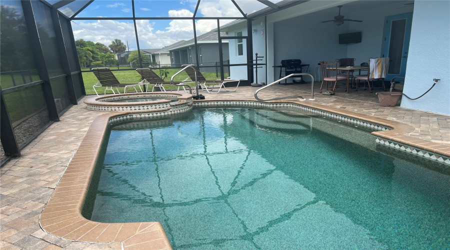 Rotonda West, Florida 33947, 3 Bedroom Bedrooms, ,2 Bathroombathrooms,Residential,For Sale,Broadmoor,0,Mfrd6148501