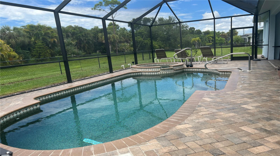 Rotonda West, Florida 33947, 3 Bedroom Bedrooms, ,2 Bathroombathrooms,Residential,For Sale,Broadmoor,0,Mfrd6148501