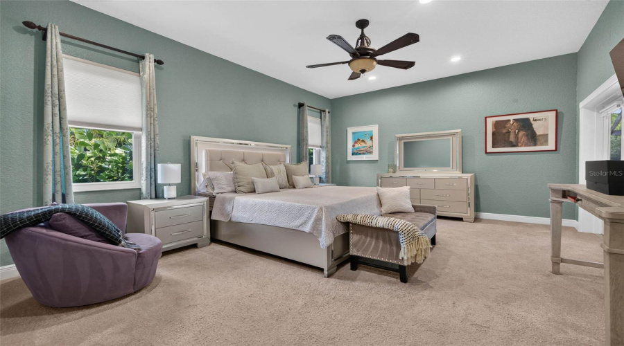 Large Primary Bedroom With 10 Ft Ceilings