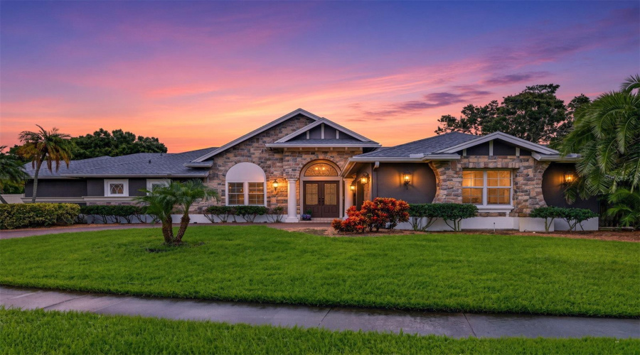 Welcome Home! 1400 75Th Cir Ne