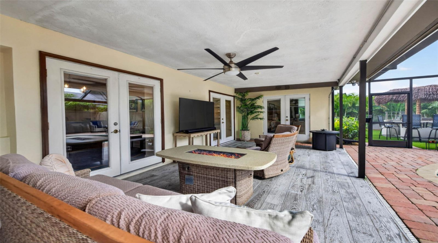 St Petersburg, Florida 33702, 4 Bedroom Bedrooms, ,3 Bathroombathrooms,Residential,For Sale,75Th,0,Mfrtb8540993